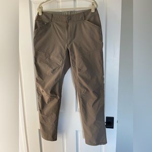 Mens KUHL pant. Khaki color size 36 x 32